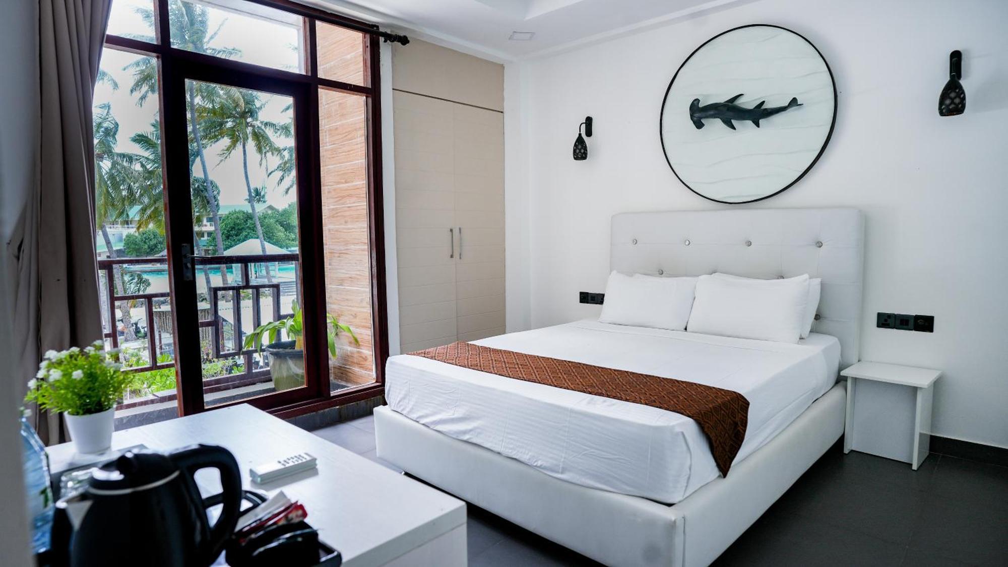 Silver Oasis Maldives Huraa Exteriör bild
